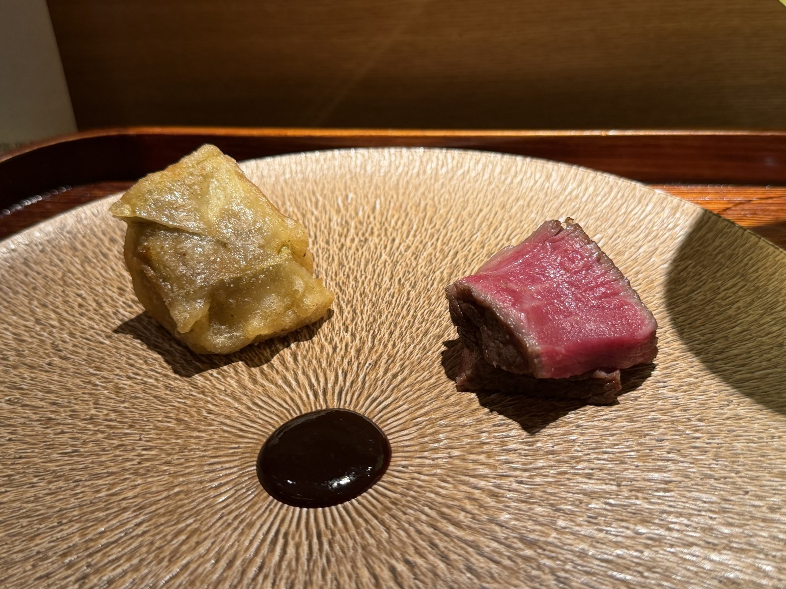 銀座 有涯｜天草黒牛のヒレ肉の藁焼きと茄子
