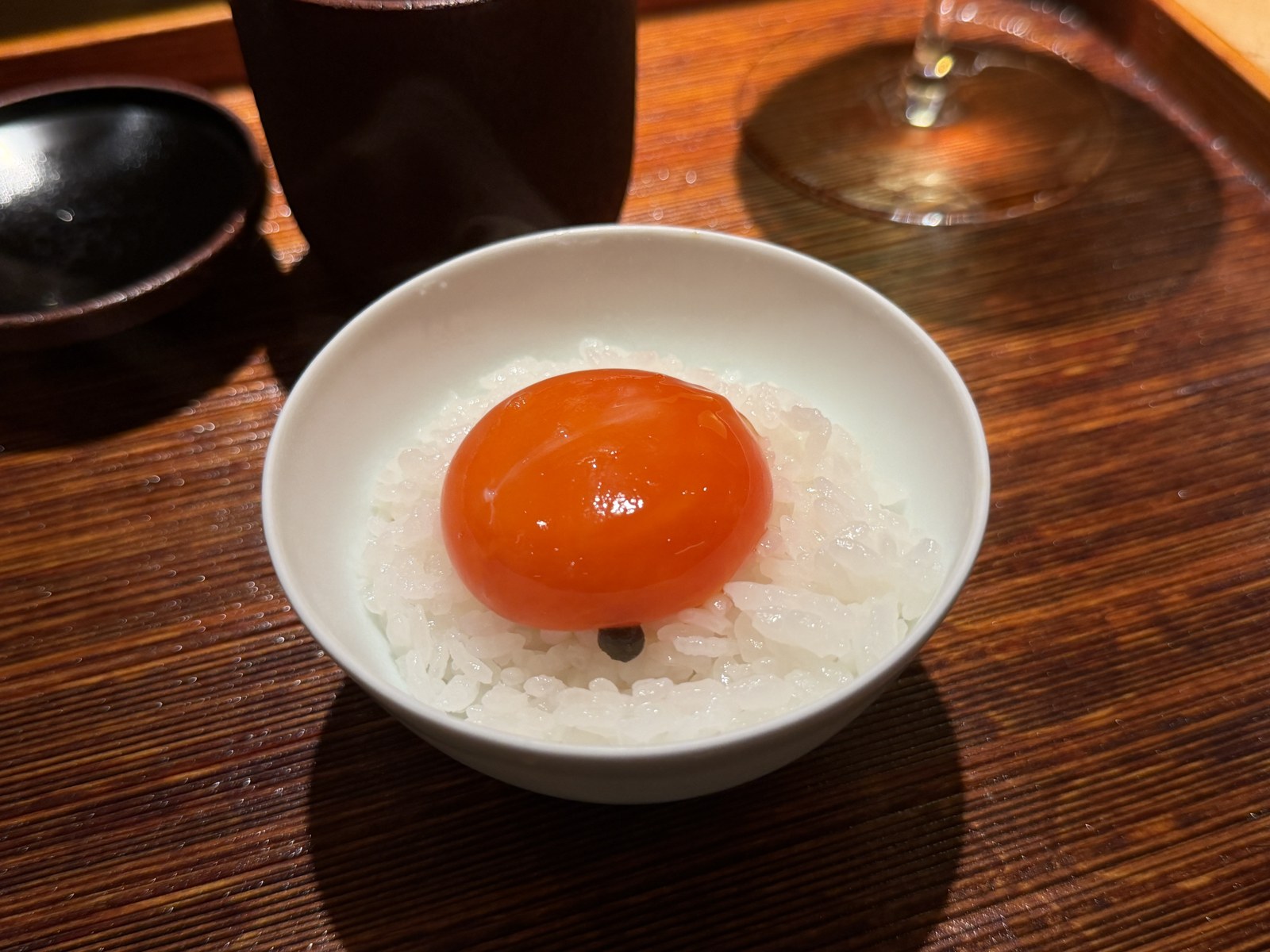 銀座 有涯｜漬け卵をのせたご飯